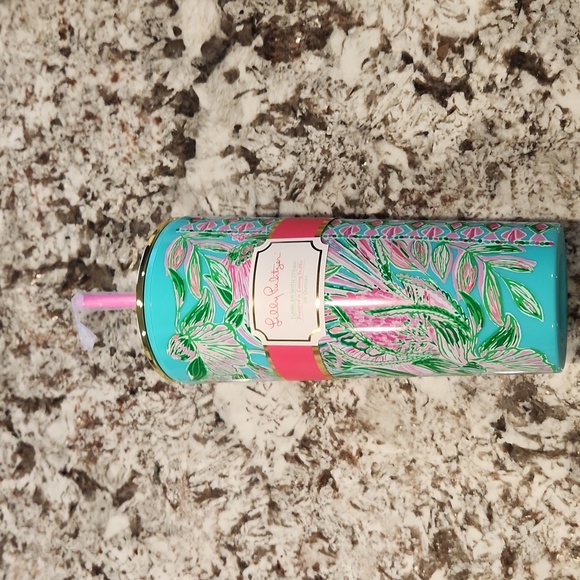Lilly pulitzer tumbler with straw coming in hot - Picture 1 of 4